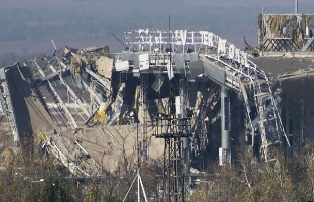 Защитники аэропорта понесли потери
