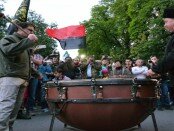 «Pravyj sektor» prishel k Poroshenko s barabanom Revoljucija, revoljucija
