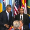 Obama otkazalsja choknut'sja bokalom s Putinym