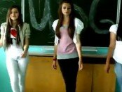 Prosto pozorishhe: o chem pojut rossijskie shkol'nicy